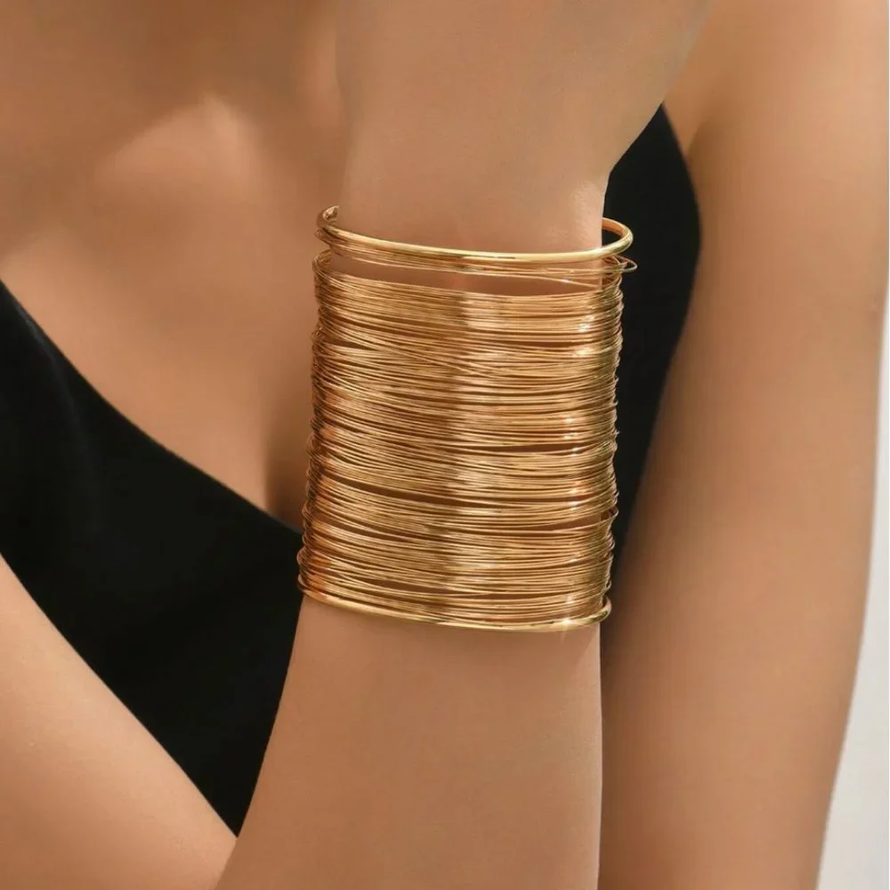 Gold Minimalist Cuff Bangle - Picture 2 of 8